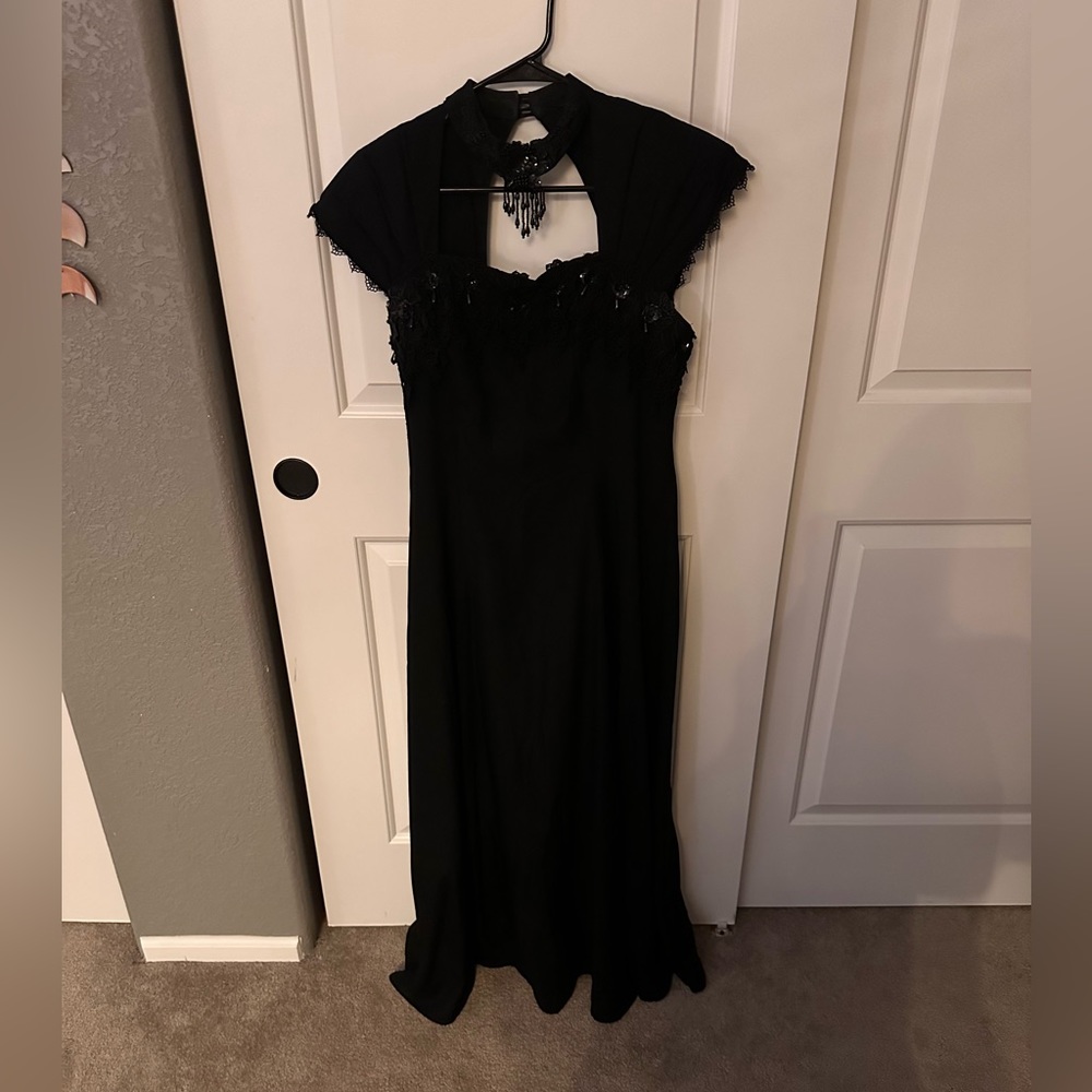 Vintage Fashion 1001 Nights Gown with Open Neck and Back and Beads Size 9/10